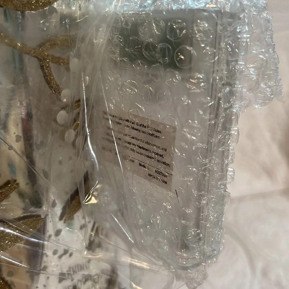 Silver and‎ gold hurricane with battery opened lights, new
